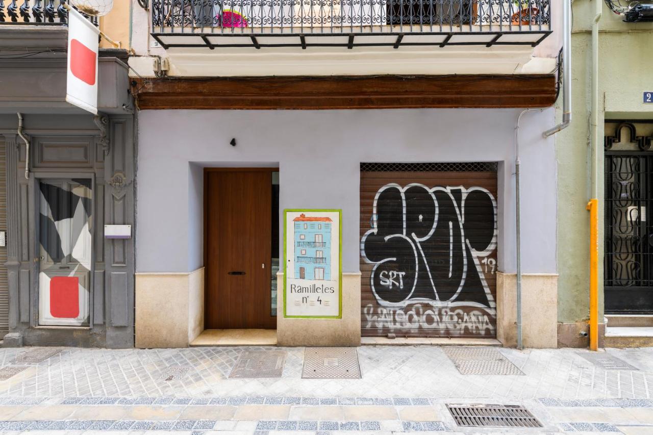 Ttdssa Vlc Ramellets Street Central Market Valencia Exterior photo